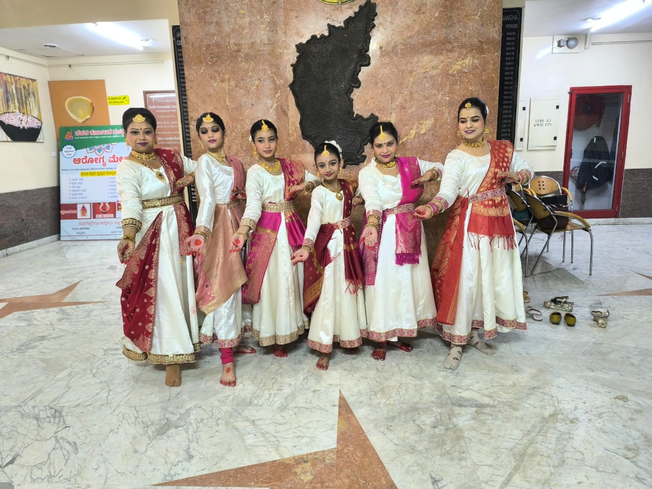 Annual Bharatanatyam dance show at Nritya Kalp Dance Academy Delhi